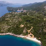 Appartement Stunning In Kneze With House Sea View Pupnat