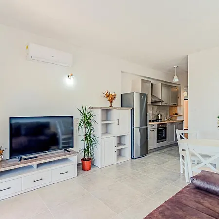 Apartamento 1 Bedroom Cozy In Kneze