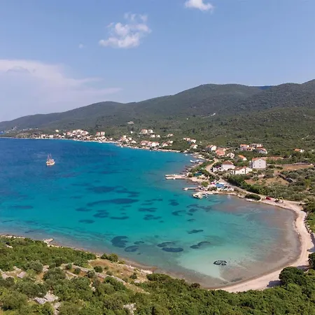 1 Bedroom Cozy In Kneze Apartamento