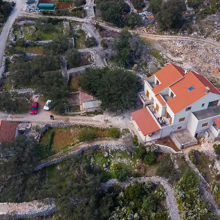 Apartamento Stunning Apartment In Kneze With House Sea View Pupnat