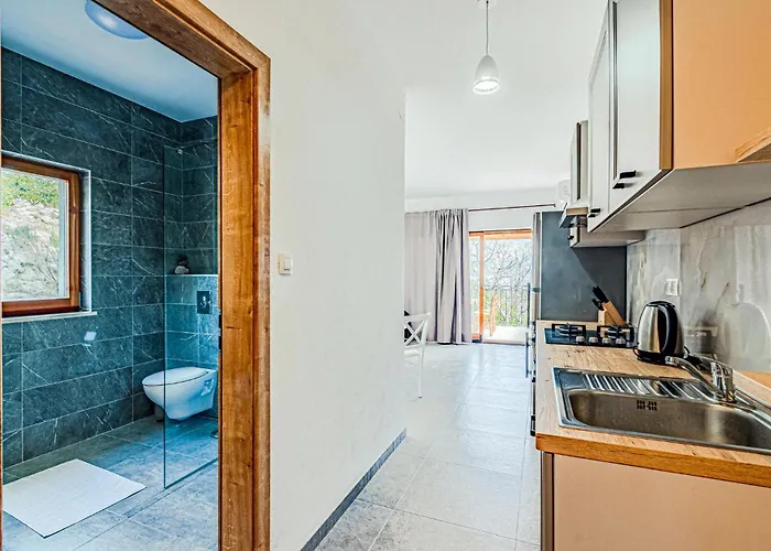 1 Bedroom Cozy In Kneze 公寓 *