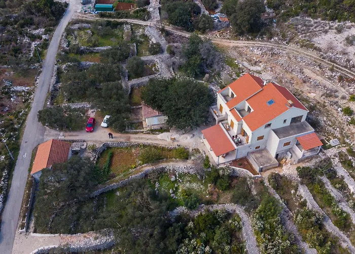 公寓 1 Bedroom Cozy In Kneze Pupnat